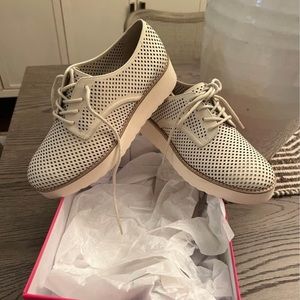 New Vince Camuto Nillindie Shoes